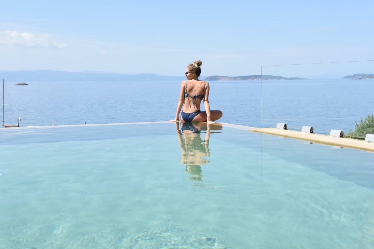 Natura Luxury Boutique Hotel Skopelos Loutraki  Exteriör bild