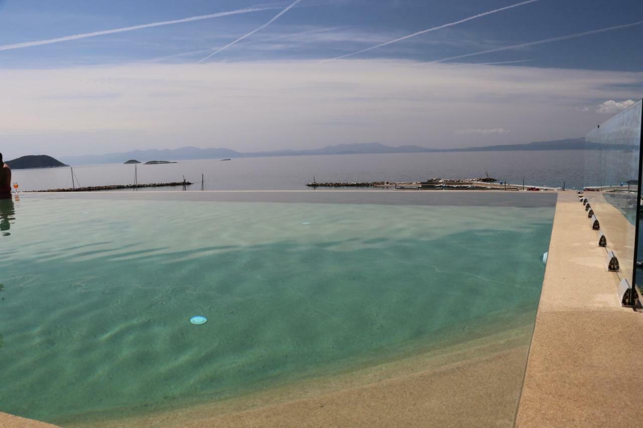 Natura Luxury Boutique Hotel Skopelos Loutraki  Exteriör bild