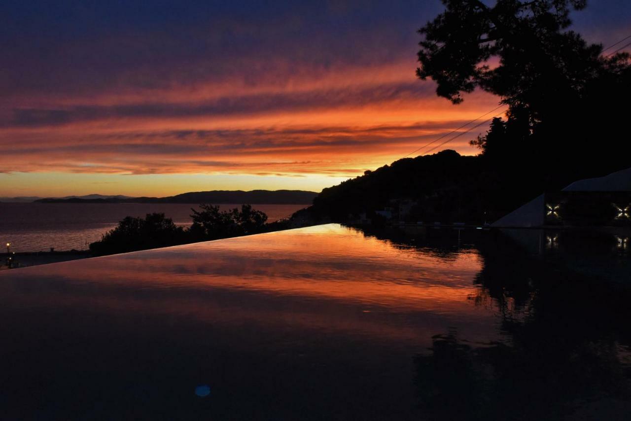 Natura Luxury Boutique Hotel Skopelos Loutraki  Exteriör bild